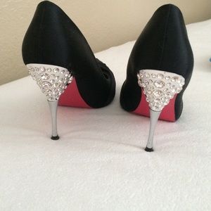 COPY - Black satin heels with crystal rhinestones